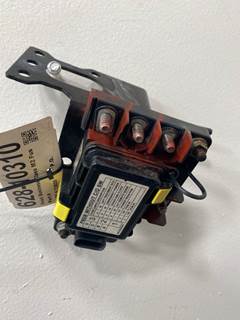 Used Freightliner Business Class M2 Fuse Panel