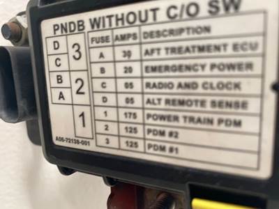 2013 Used Freightliner Business Class M2 Fuse Panel For Sale | Dorr, MI |  A0672138001