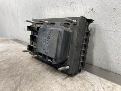 Used Kenworth T680 Firewall Fuse Panel