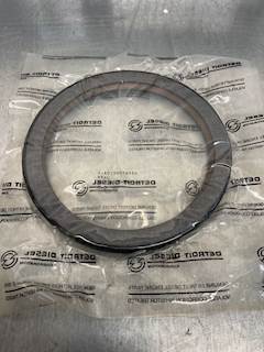 New Detroit Diesel DD15 Rear Main Seal
