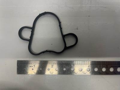 New Detroit Diesel DD15 Oil Cooler Seal