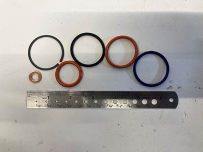 New Aftermarket International DT466E Injector Seal Kit