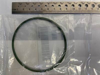 New Paccar MX13 Power Steering Pump Seal