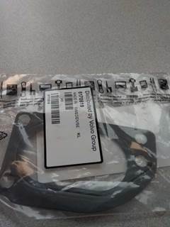 New Volvo D12 Thermostat Housing Gasket