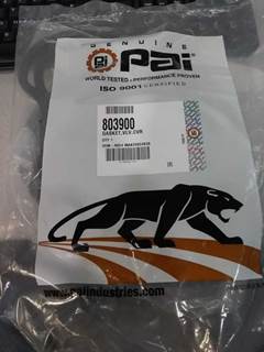 New Aftermarket Volvo D11 Valve Cover Gasket