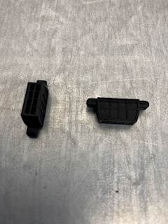 New Aftermarket Volvo D13H Rubber Corner Seal