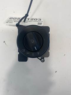 Used Freightliner Cascadia Headlight Control Switch