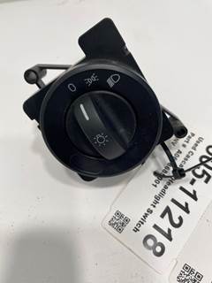 Used Freightliner Cascadia Headlight Switch