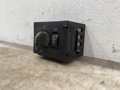 Used GMC C7500 Headlight Switch