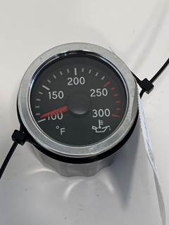 Used International LT Oil Temp Gauge