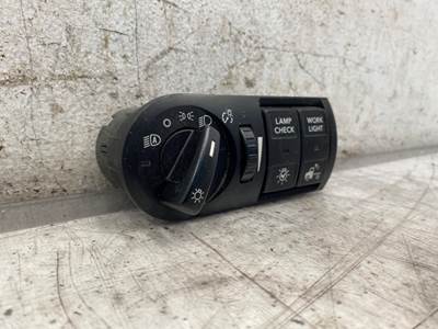 Used International LT625 Headlight Switch, Part # 4066313F92