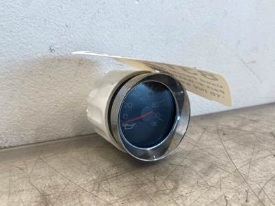 Used Paccar Oil Pressure Gauge