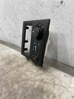 Used Volvo VNL Gen 3 Headlight Switch