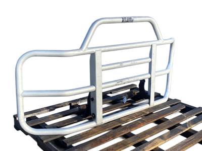 Used Freightliner Cascadia 113 Grille/Bumper Guard