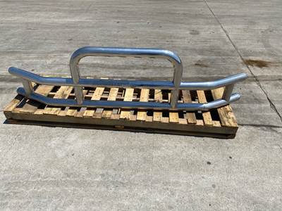Used Peterbilt 579 Grille Guard