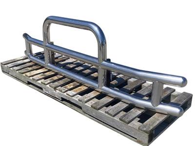 Used Volvo VNL Gen 2 Grille/Bumper Guard