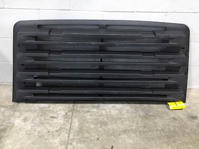Used Freightliner 114SD Grille