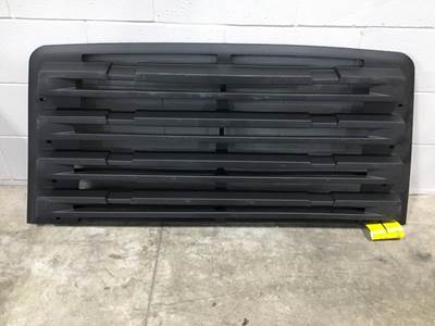 NTO Freightliner 114SD Grille