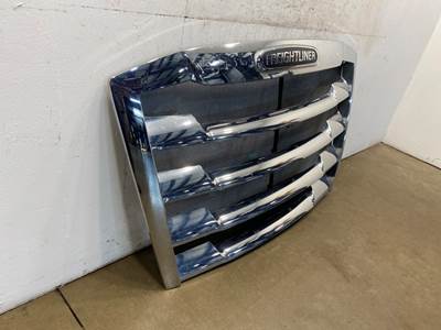 Used 2024 Freightliner Cascadia 126 Front Grille, Part # A1720832016