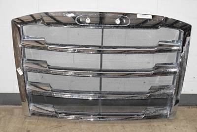 NTO Freightliner Cascadia P4 Chrome Grille w/Bug Screen