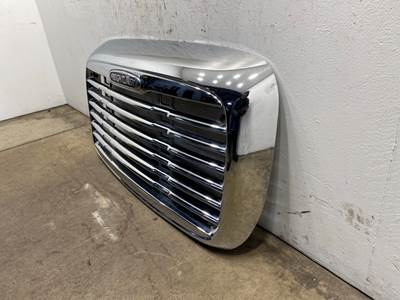 Used Freightliner Columbia Grille