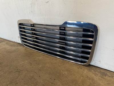 Used Freightliner Business Class M2 Grille