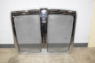 New Aftermarket Kenworth T680 Chrome Grille w/Bug Screen