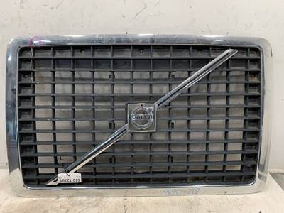 Used Volvo VNL Gen 2 Front Grille