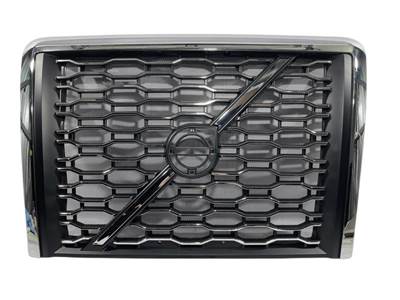 New Aftermarket Volvo VNL Gen 3 Front Chrome Grille W/BUG Screen, Part # GSV077