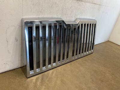 Used 2020 Western Star 4700 Front Grille, Part # A1719577006