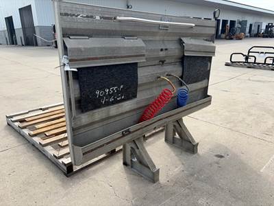 Used Freightliner Columbia Headache Rack