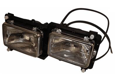 New Aftermarket Freightliner FLD120 RH Headlight Assembly