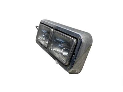 Used Kenworth T800 LH Headlight Assembly