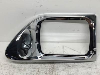 New Aftermarket International 5900i LH Bezel