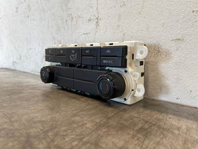 Used Ford F550 Climate Control