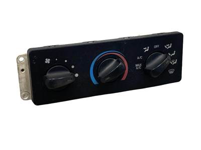 Used Ford F650 Climate Control