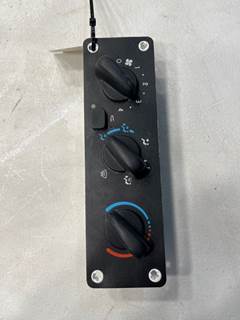 Used Freightliner 114SD Climate Control