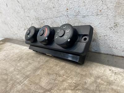 Used 2013 Freightliner Cascadia 113 Climate Control, Part # A2260645101