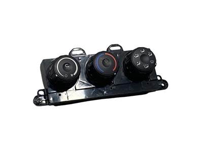 Used Freightliner Cascadia 126 Climate Control