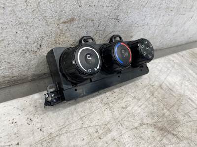 Used Freightliner Cascadia 126 Climate Control, Part # A2273671000