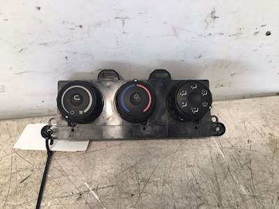 Used Freightliner Cascadia Climate Control