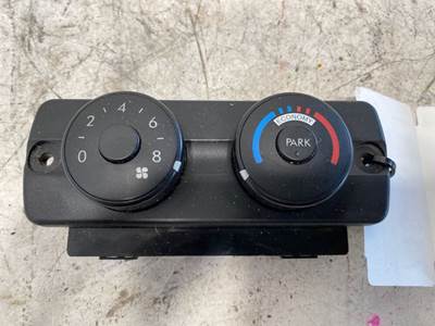 Used Freightliner Cascadia Climate Control