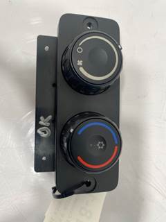 Used Freightliner Cascadia Climate Control