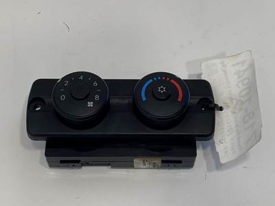 Used Freightliner Cascadia Sleeper Climate Control