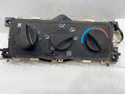 Used Freightliner FL70 Climate Control