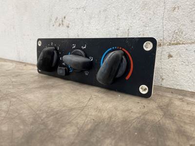 Used Freightliner Business Class M2 Climate Control