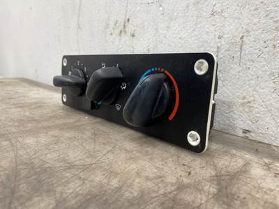 Used Freightliner Business Class M2 Climate Control