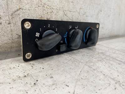 Used 2008 Freightliner Business Class M2 Climate Control, Part # A2257054004
