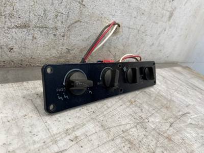 Used 2004 International 3800 Heater / AC Climate Control