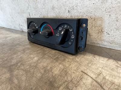 Used International 4400 Climate Control